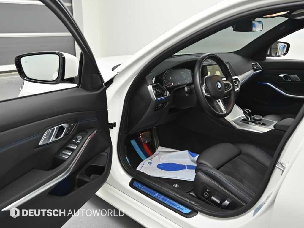 BMW 3시리즈 3시리즈 (G20) 320i M 스포츠 이미지 11