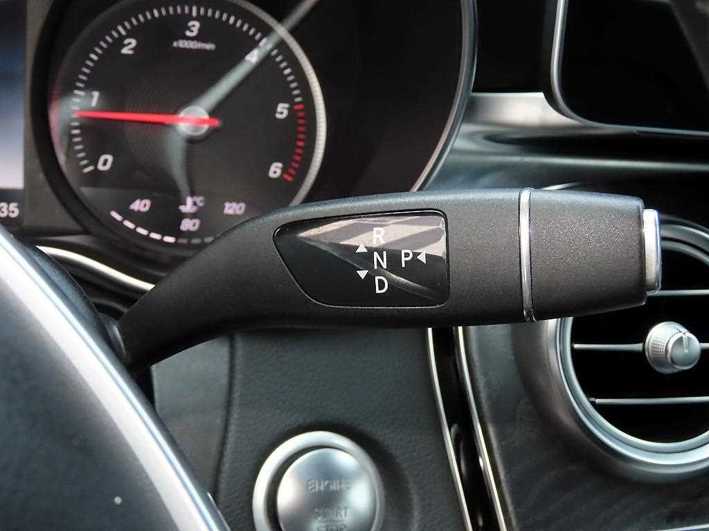 벤츠 C 클래스 C클래스 W205 C250 d 4MATIC 이미지 11