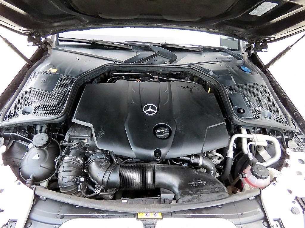 벤츠 C 클래스 C클래스 W205 C250 d 4MATIC 이미지 19
