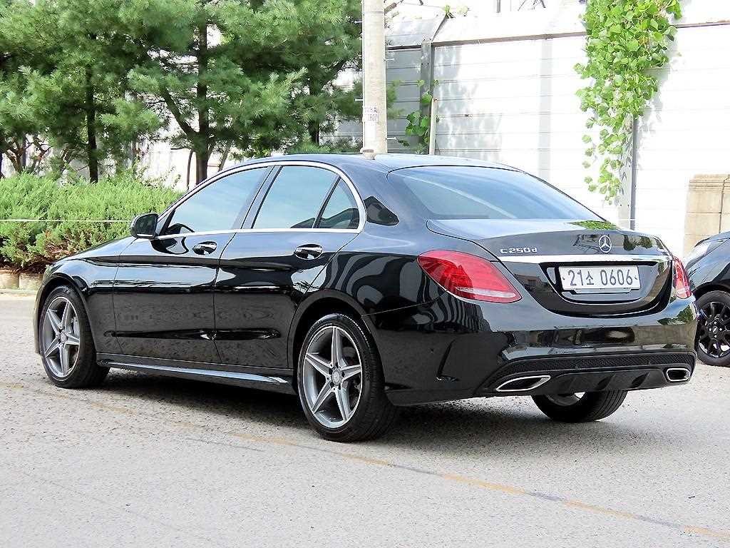 벤츠 C 클래스 C클래스 W205 C250 d 4MATIC 이미지 3