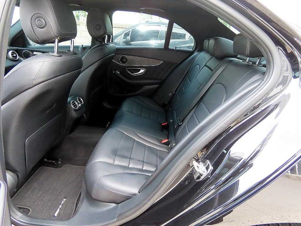 벤츠 C 클래스 C클래스 W205 C250 d 4MATIC 이미지 6