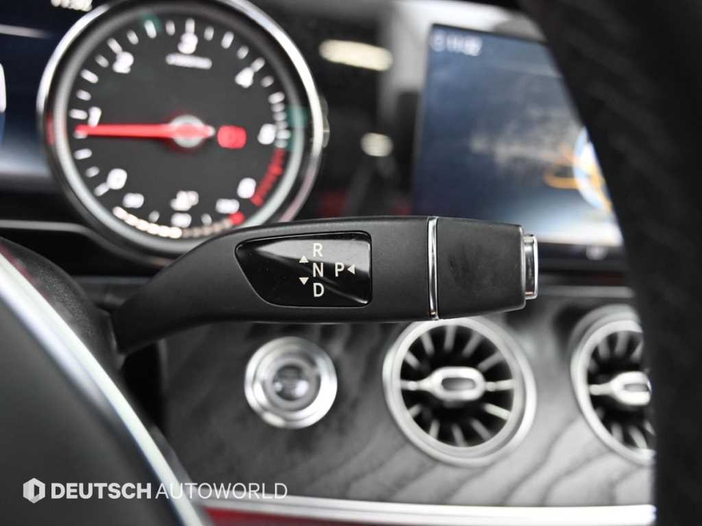 벤츠 E 클래스 E-클래스 W213 E220d 카브리올레 이미지 9