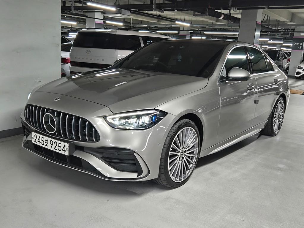 벤츠 C 클래스 C클래스 W206 C300 AMG 라인 이미지 2