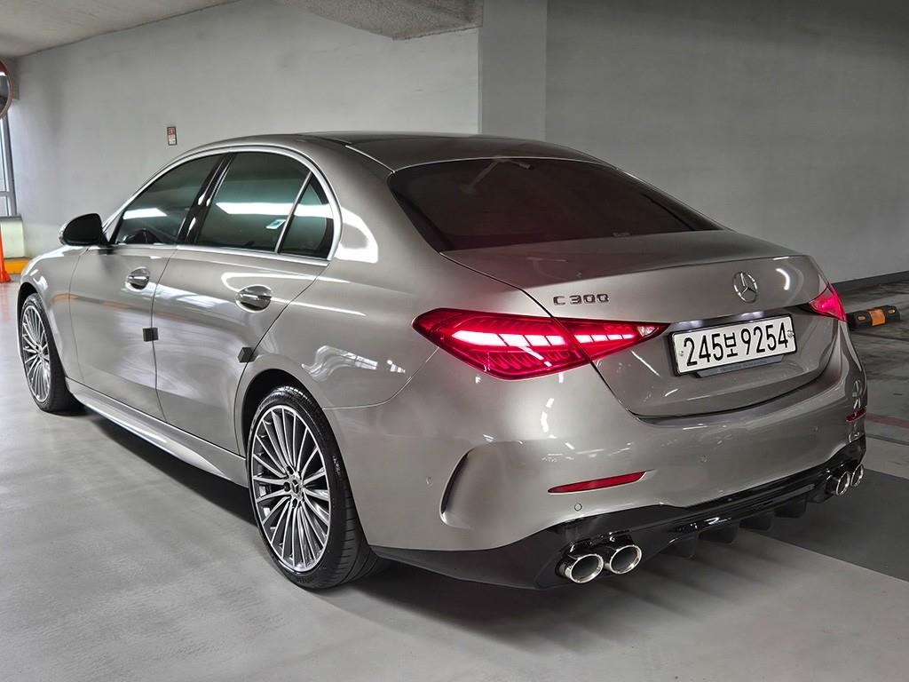 벤츠 C 클래스 C클래스 W206 C300 AMG 라인 이미지 3