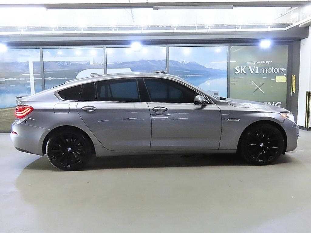 BMW 그란투리스모 5시리즈 GT (F07) GT 30d xDRIVE 이미지 3