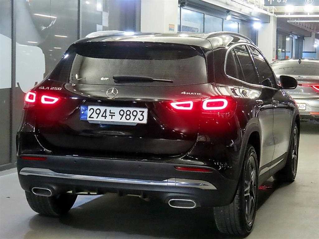 벤츠 GLA 클래스 GLA클래스 H247 GLA250 4MATIC 이미지 4