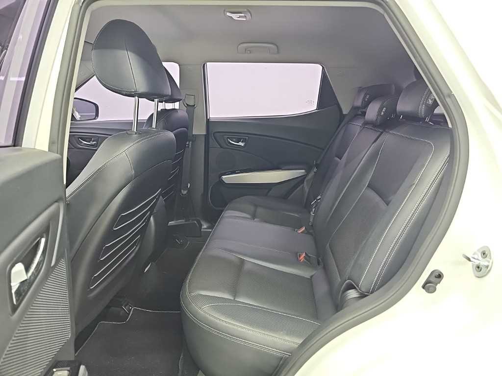 KG모빌리티(쌍용) 티볼리 가솔린 2WD 1.6 VX 이미지 12