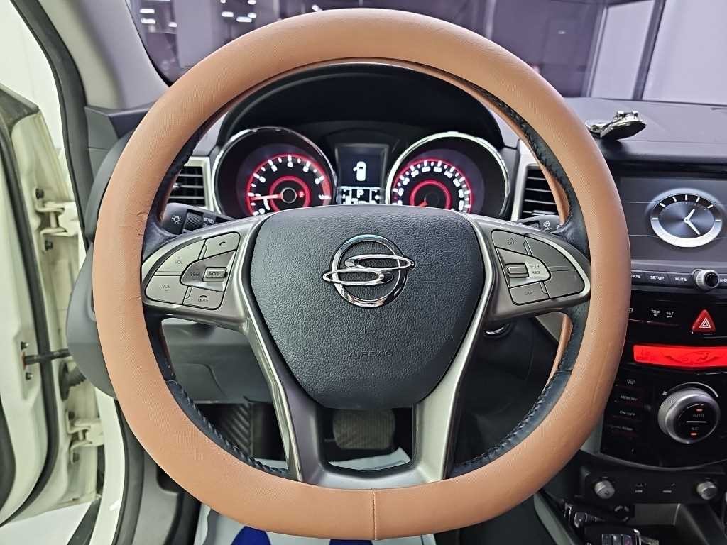 KG모빌리티(쌍용) 티볼리 가솔린 2WD 1.6 VX 이미지 9