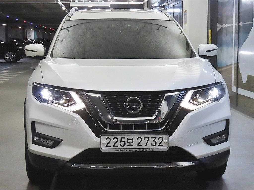닛산 엑스트레일 2.5 4WD 이미지 2