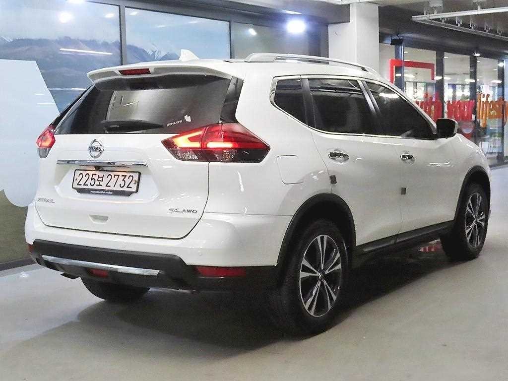 닛산 엑스트레일 2.5 4WD 이미지 4