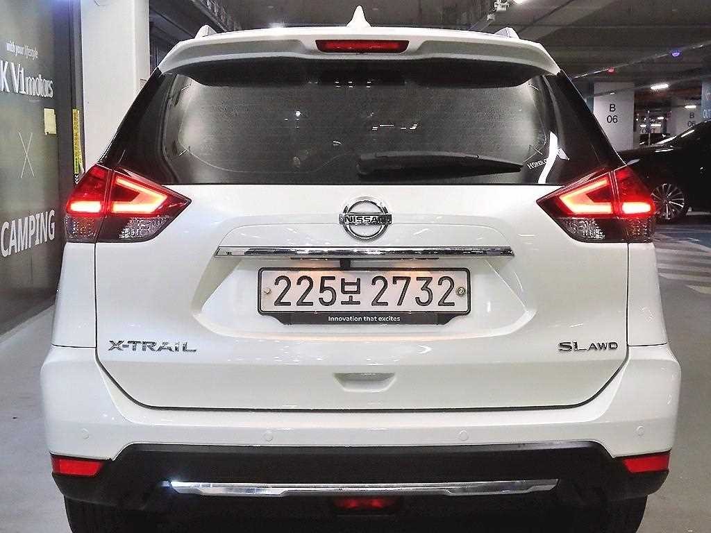 닛산 엑스트레일 2.5 4WD 이미지 5