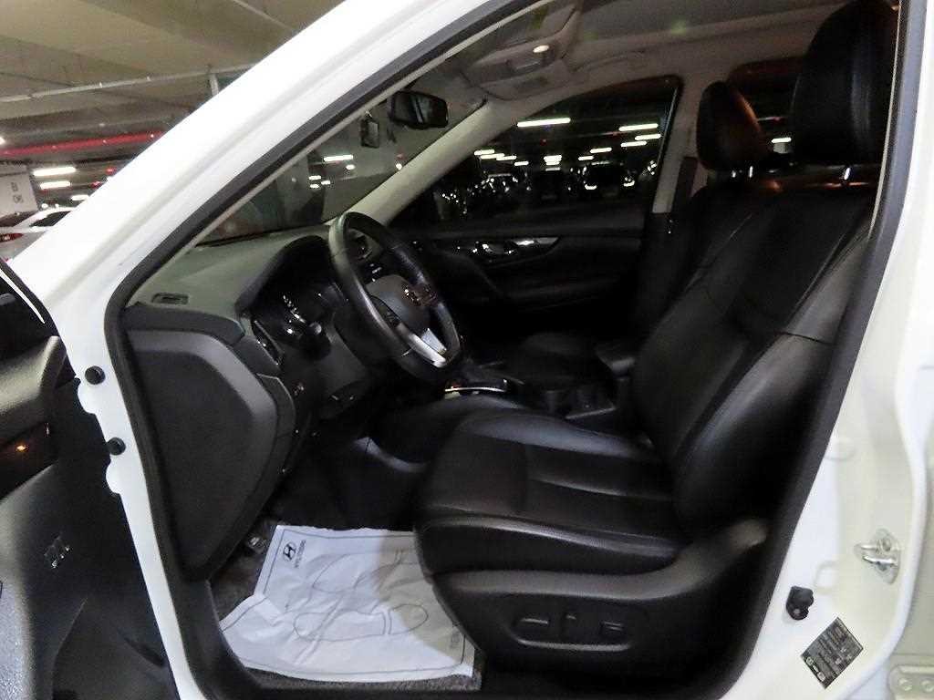 닛산 엑스트레일 2.5 4WD 이미지 6