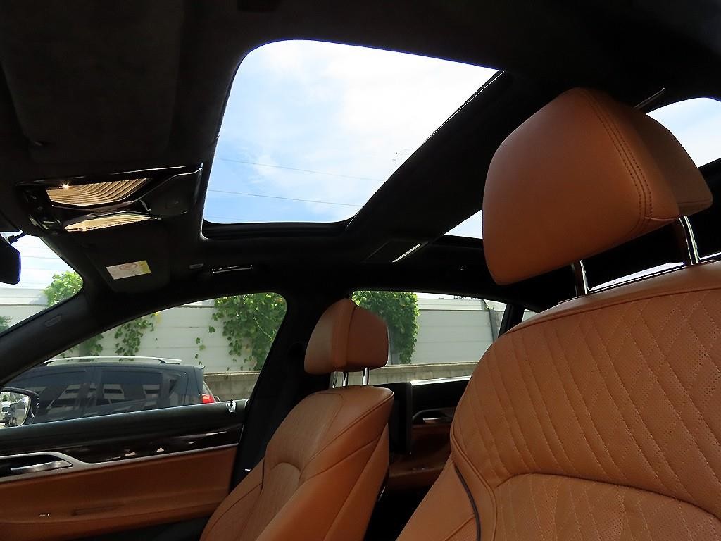 BMW 7시리즈 7시리즈 (G11) 730Ld xDrive 디자인 퓨어 엑설런스 이미지 16