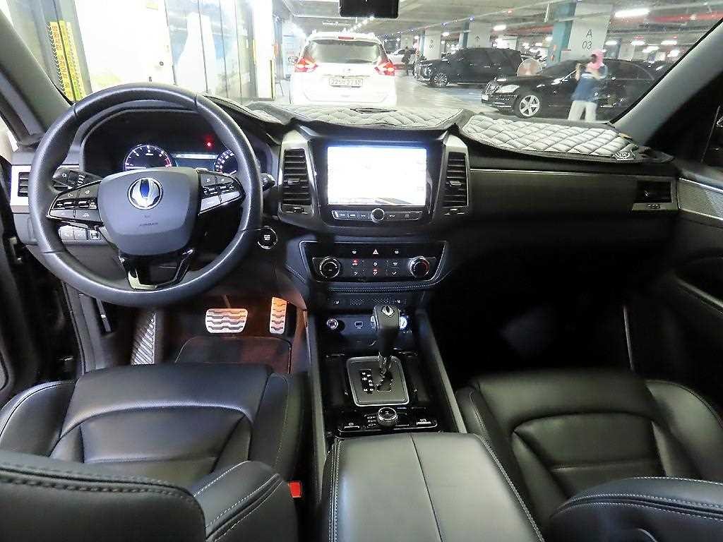 KG모빌리티(쌍용) 렉스턴 G4렉스턴 디젤 2.2 4WD 헤리티지 이미지 10