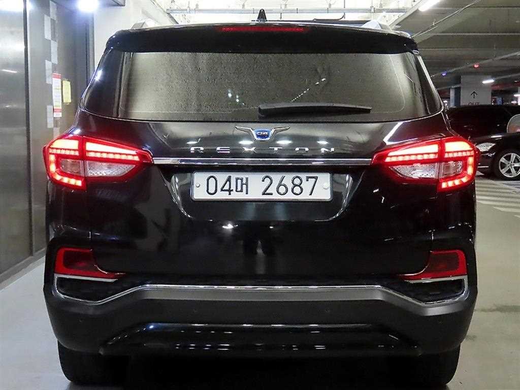KG모빌리티(쌍용) 렉스턴 G4렉스턴 디젤 2.2 4WD 헤리티지 이미지 5