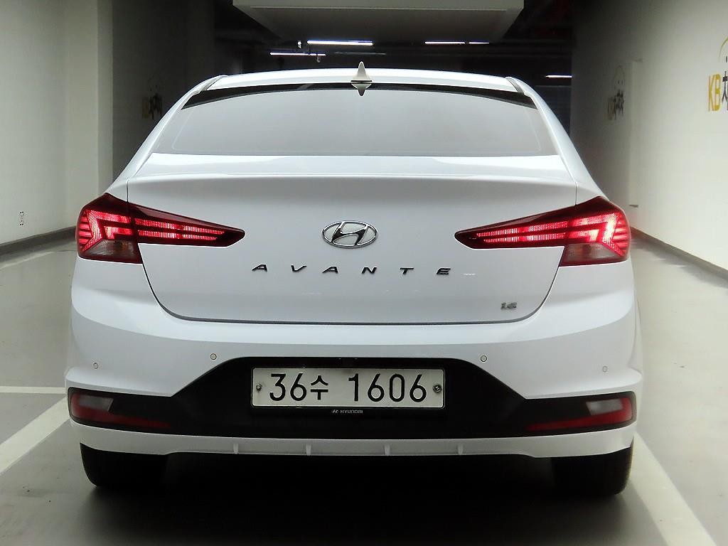 현대 아반떼 더 뉴 아반떼 AD 1.6 스마트 초이스 이미지 3