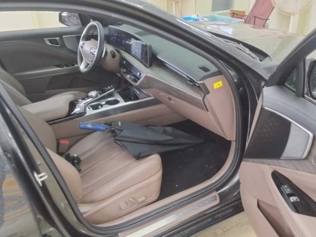 기아 K8 2.5 2WD 노블레스 이미지 8