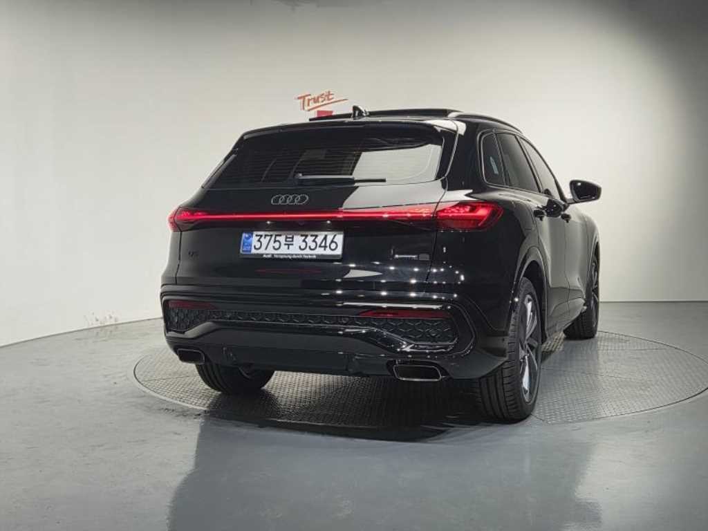 아우디 Q5 Q5 (80A) 45 TFSI 콰트로 S-라인 이미지 5