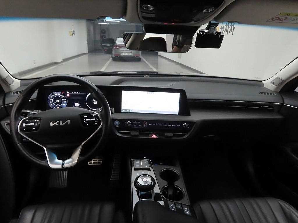 기아 K8 2.5 2WD 시그니처 이미지 6