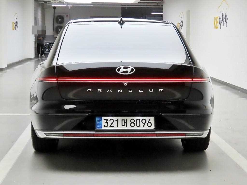 현대 그랜저 그랜저 (GN7) 가솔린 3.5 4WD 익스클루시브 이미지 3