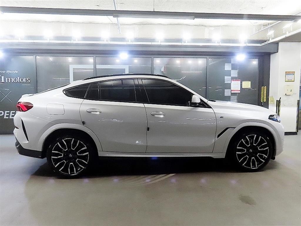 BMW X6 X6 (G06) xDrive 40i M 스포츠 이미지 3