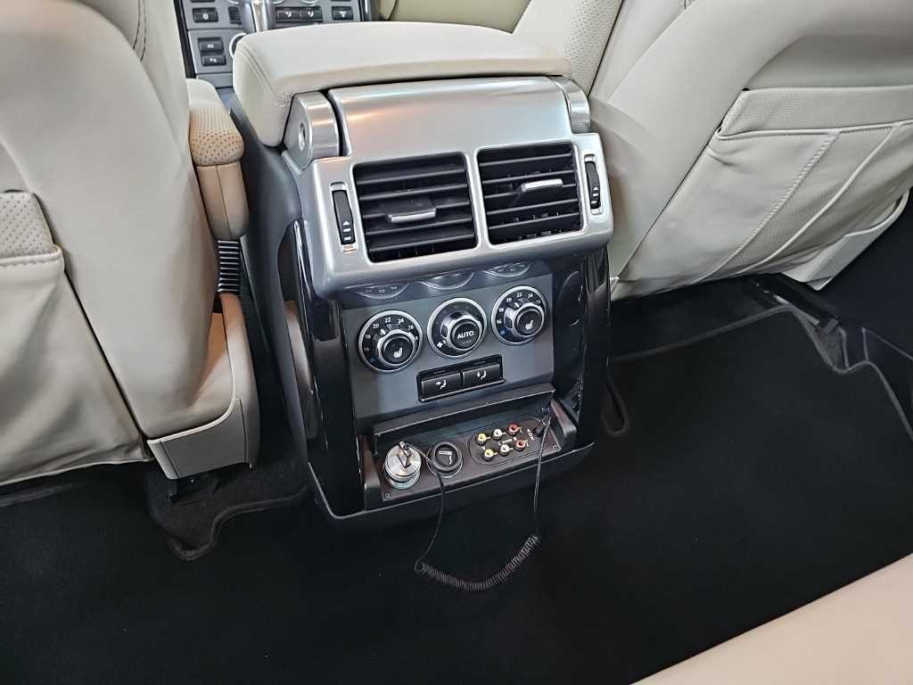 랜드로버 레인지로버 4.2 V8 SC VOGUE 이미지 15