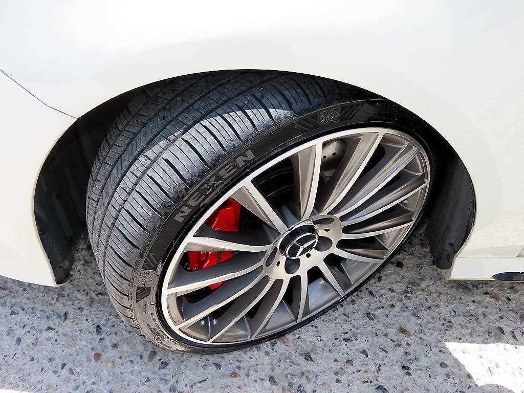 벤츠 A 클래스 A클래스 W176 A45 AMG 4MATIC 이미지 19