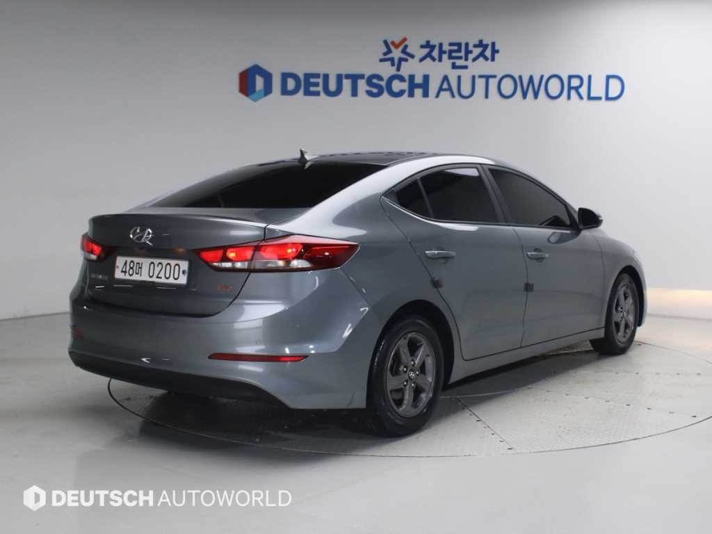 현대 아반떼 아반떼 AD 1.6 GDI 스타일 이미지 2