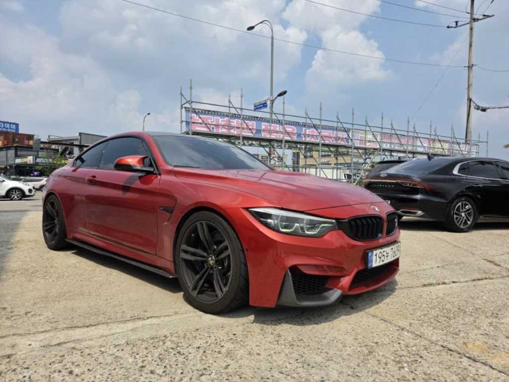 BMW 4시리즈 M4 (F82) 쿠페 컴패티션 이미지 1