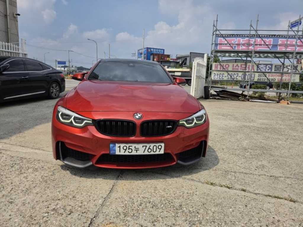 BMW 4시리즈 M4 (F82) 쿠페 컴패티션 이미지 2