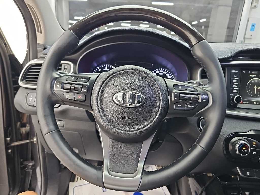 기아 쏘렌토 올 뉴 쏘렌토 디젤 2WD 2.0 노블레스 스페셜 이미지 9