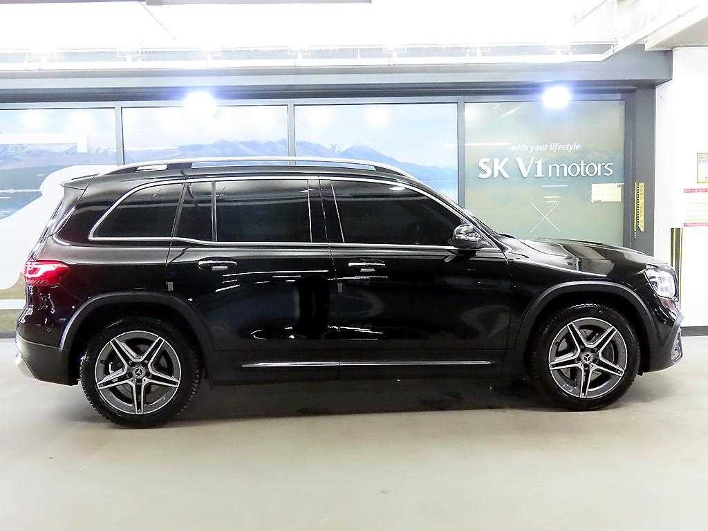 벤츠 GLB 클래스 GLB클래스 X247 GLB 250 4MATIC 이미지 3