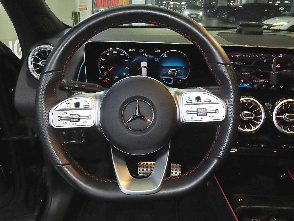 벤츠 GLB 클래스 GLB클래스 X247 GLB 250 4MATIC 이미지 8