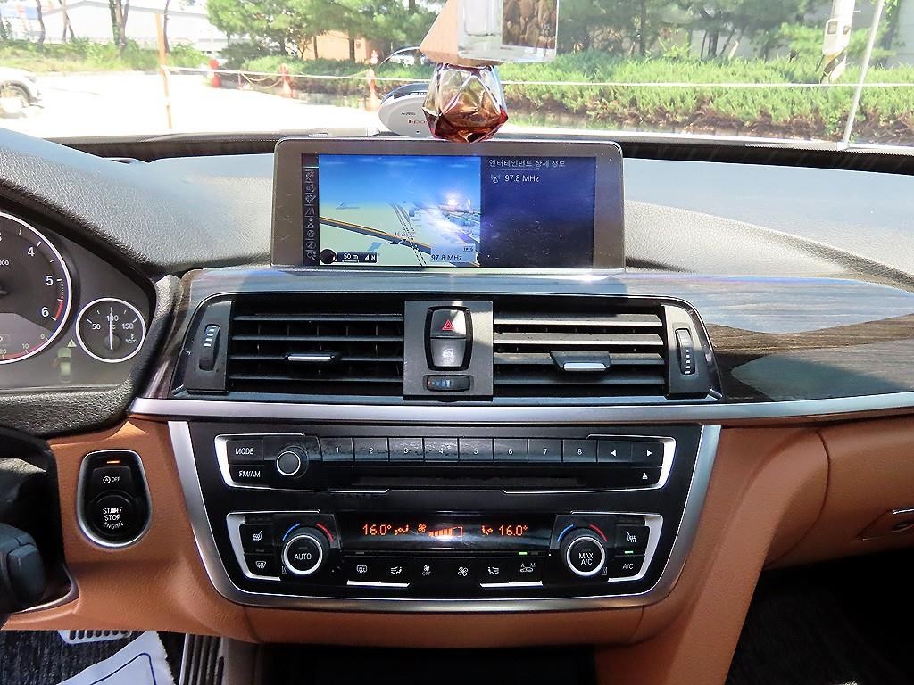 BMW 그란투리스모 3시리즈 GT (F34) GT 320D 럭셔리 이미지 12