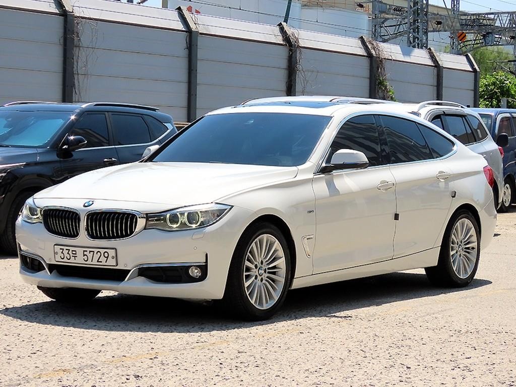 BMW 그란투리스모 3시리즈 GT (F34) GT 320D 럭셔리 이미지 2
