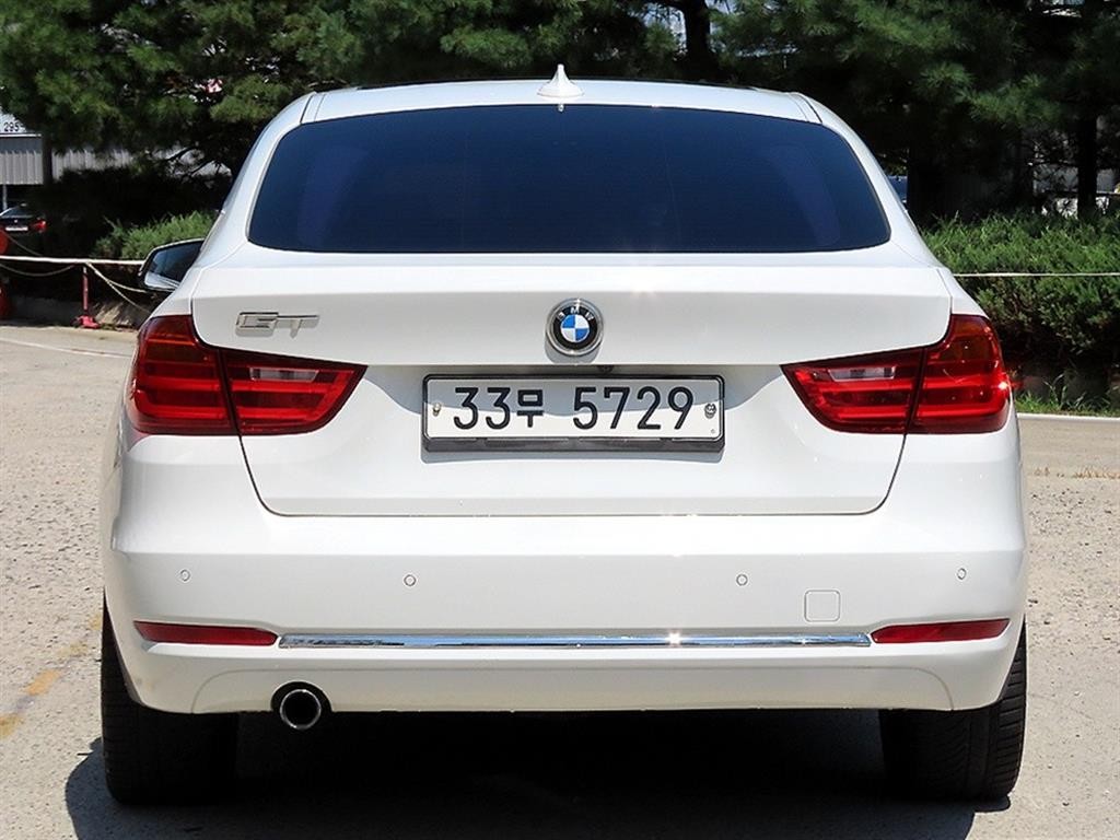 BMW 그란투리스모 3시리즈 GT (F34) GT 320D 럭셔리 이미지 4