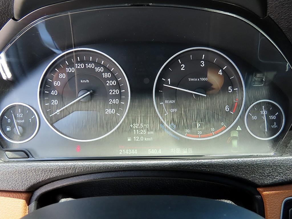 BMW 그란투리스모 3시리즈 GT (F34) GT 320D 럭셔리 이미지 9