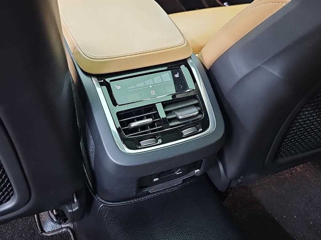 볼보 V90 V90 크로스컨트리 T5 프로 AWD 이미지 13