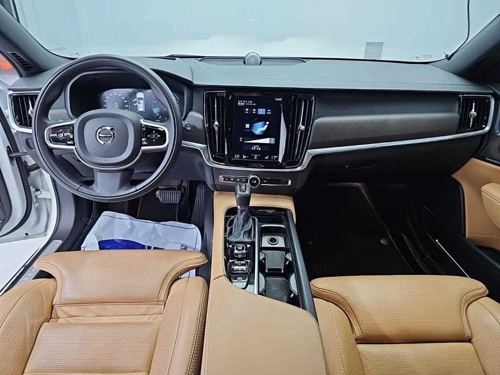 볼보 V90 V90 크로스컨트리 T5 프로 AWD 이미지 7