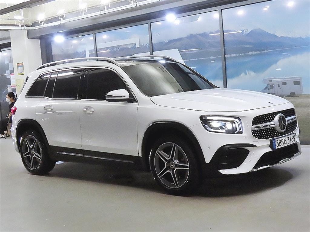 벤츠 GLB 클래스 GLB클래스 X247 GLB 250 4MATIC 이미지 1