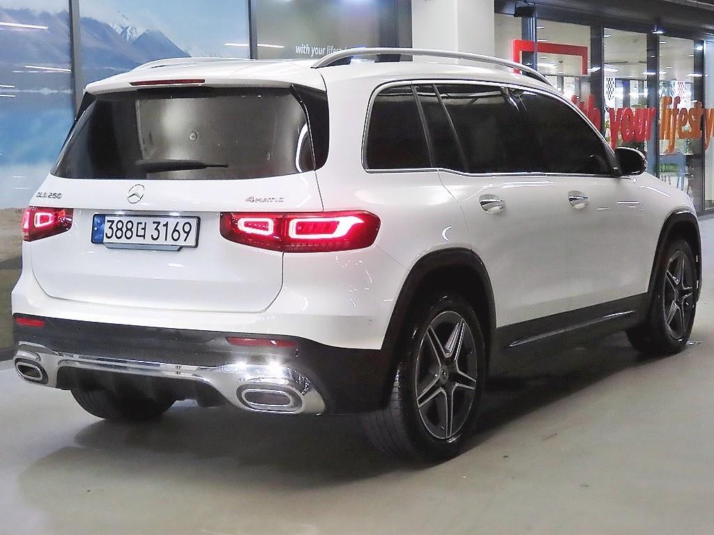 벤츠 GLB 클래스 GLB클래스 X247 GLB 250 4MATIC 이미지 4