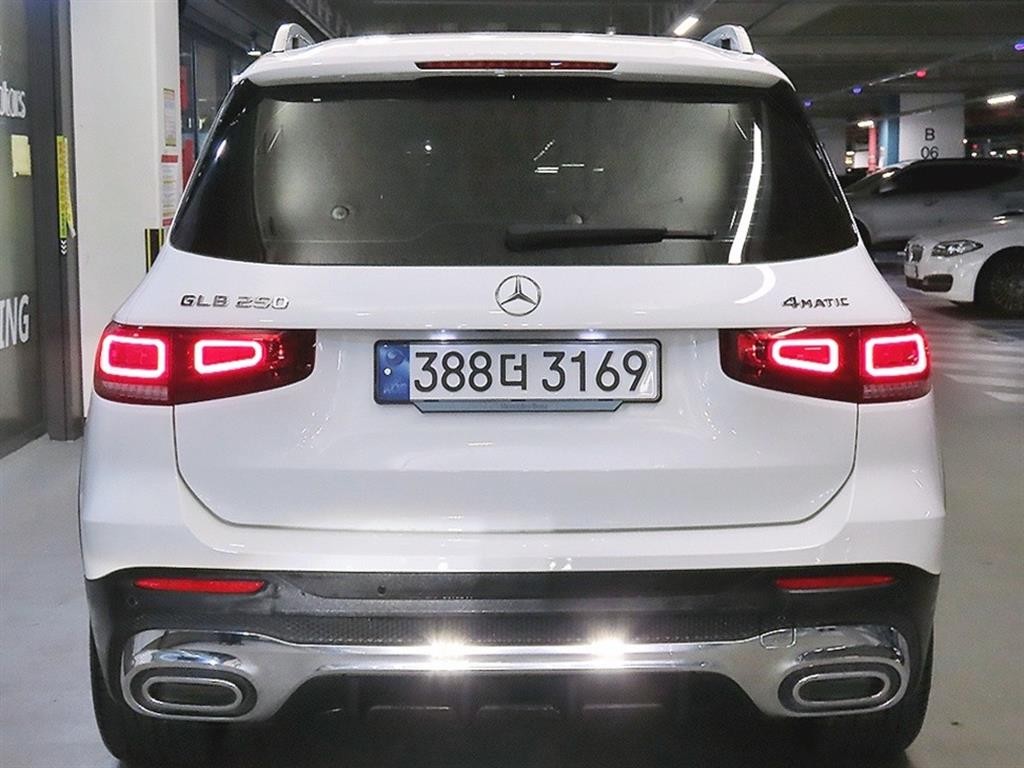 벤츠 GLB 클래스 GLB클래스 X247 GLB 250 4MATIC 이미지 5
