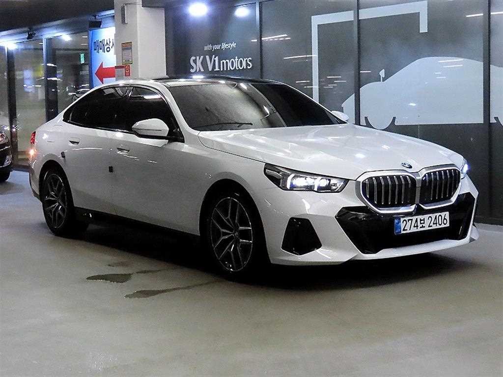 BMW 5시리즈 5시리즈 (G60) 520i M 스포츠 이미지 1
