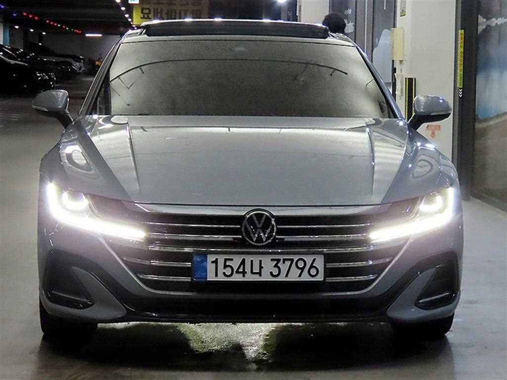 폭스바겐 아테온 2.0 TDI 엘레강스 프레스티지 이미지 2