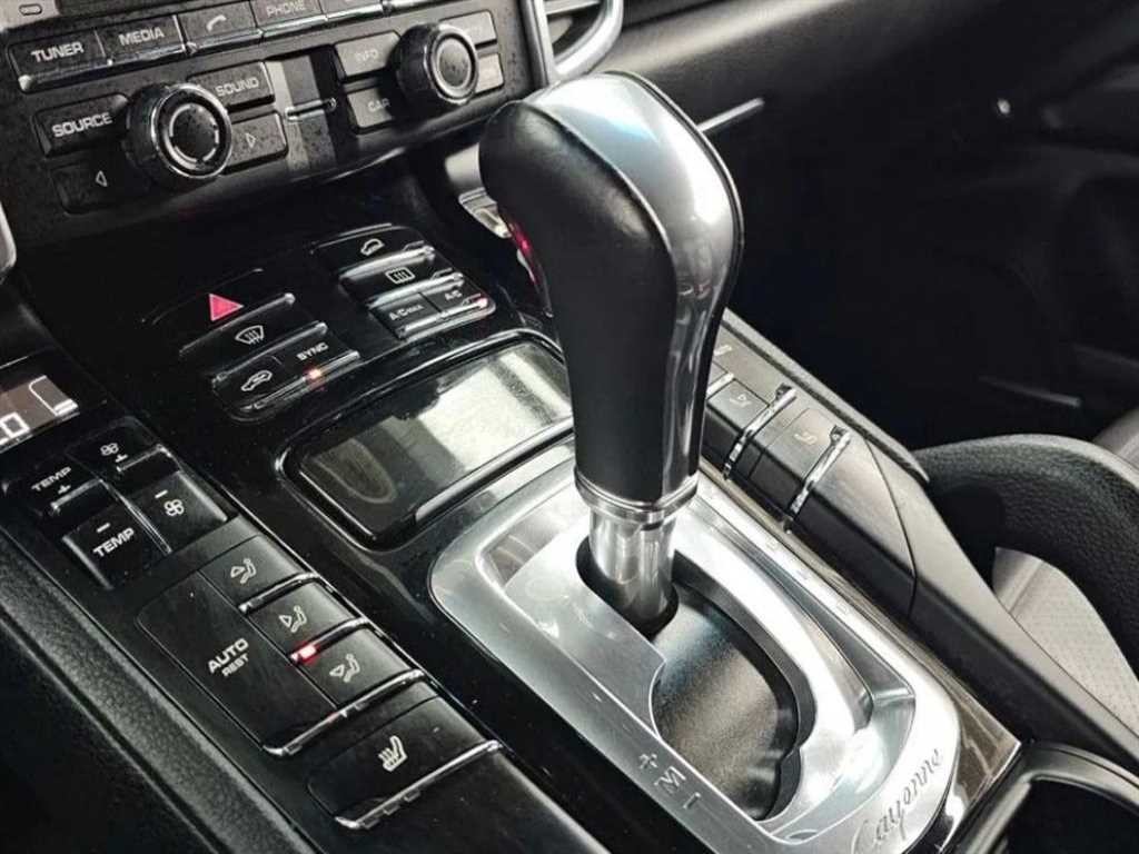 포르쉐 카이엔 뉴 카이엔 3.0 디젤 이미지 9