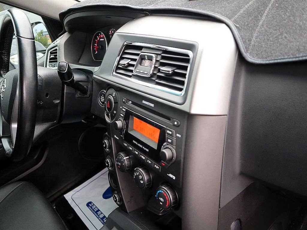KG모빌리티(쌍용) 코란도 더뉴코란도스포츠 CX7(4WD) 클럽 이미지 12