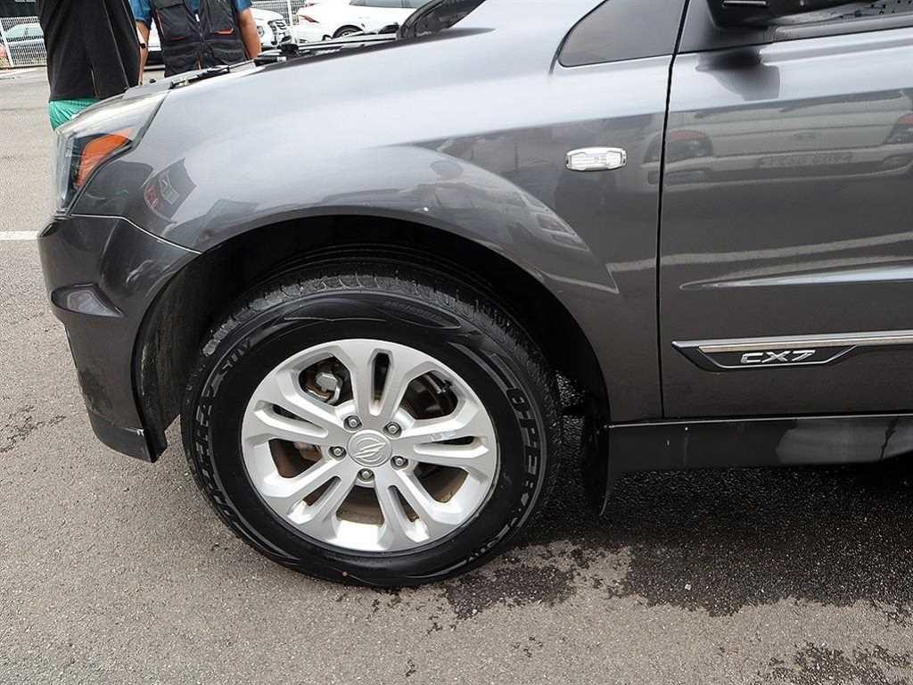 KG모빌리티(쌍용) 코란도 더뉴코란도스포츠 CX7(4WD) 클럽 이미지 17