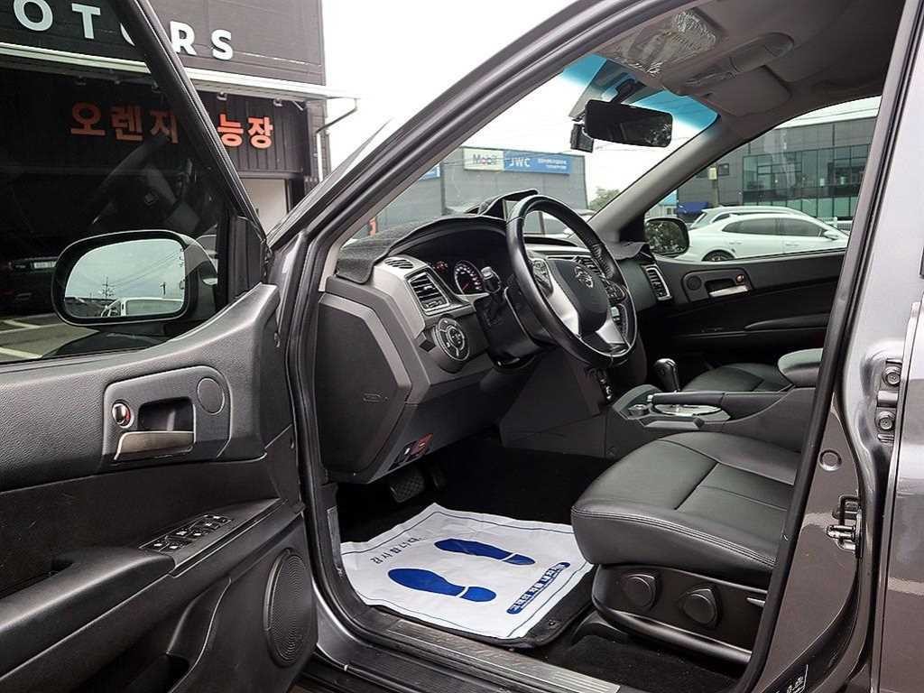 KG모빌리티(쌍용) 코란도 더뉴코란도스포츠 CX7(4WD) 클럽 이미지 6