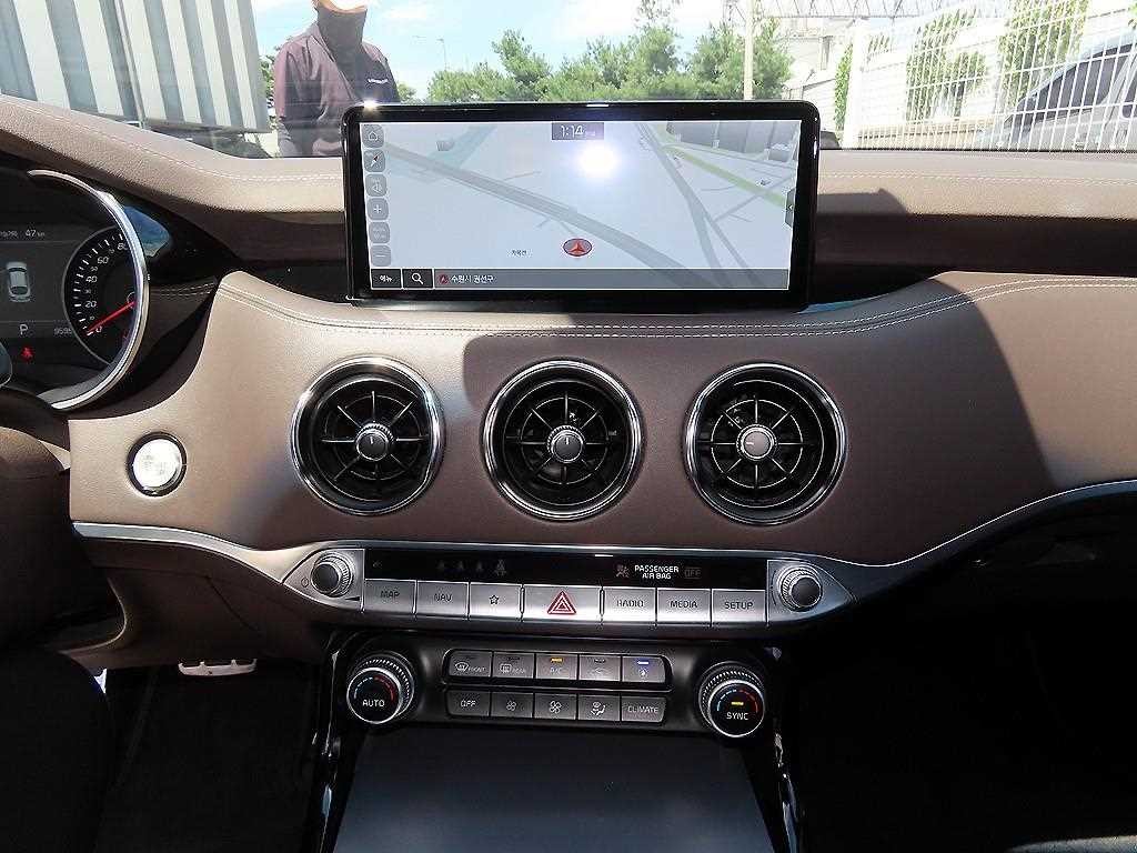 기아 스팅어 스팅어 마이스터 AWD 3.3 GT 이미지 13