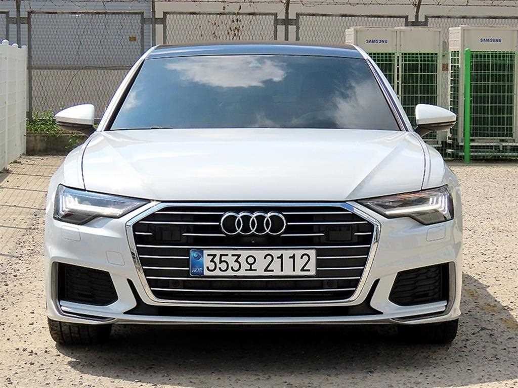 아우디 A6 A6 (C8) 45 TFSI 프리미엄 이미지 1
